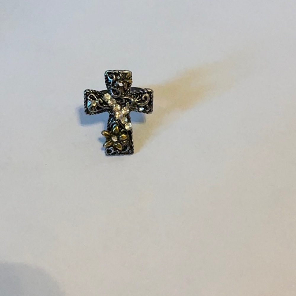 Adjustable Cross Ring